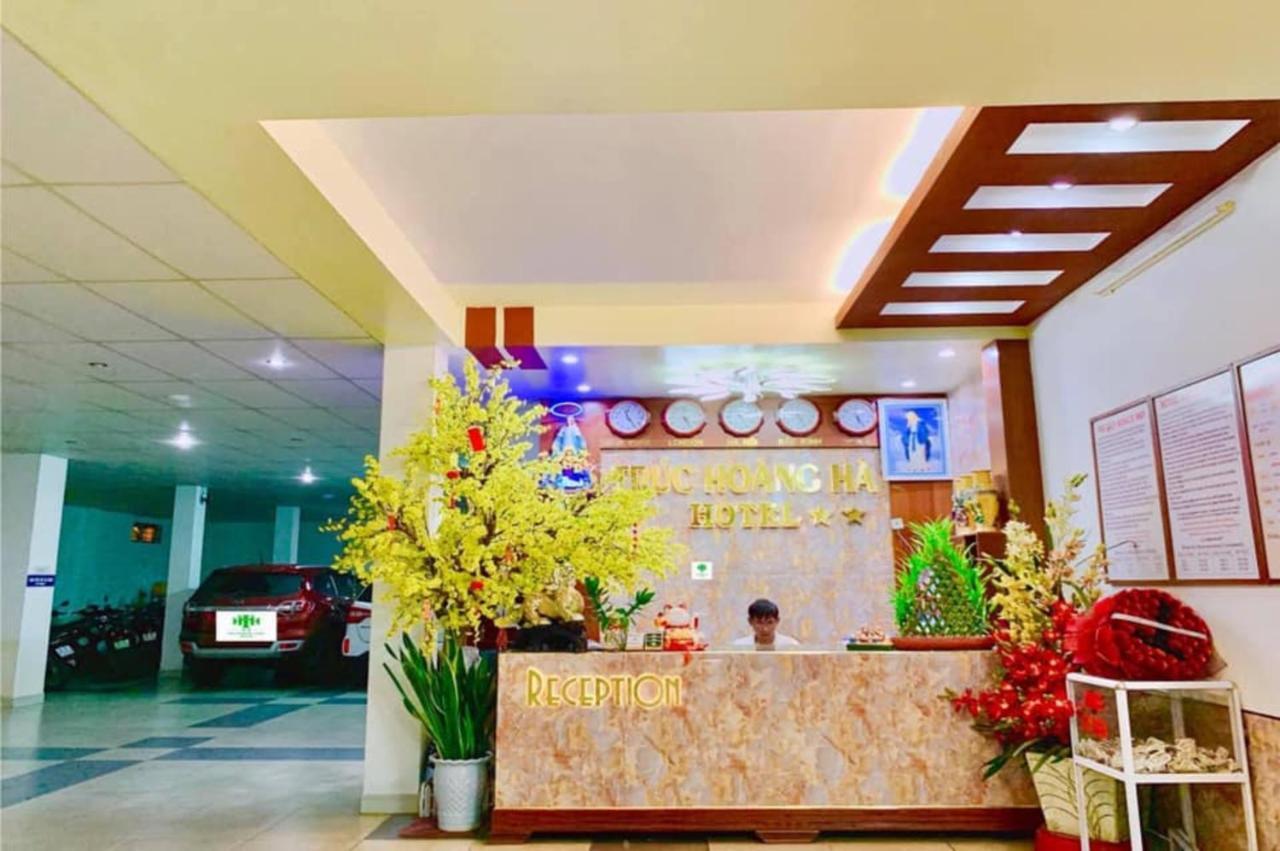 Truc Hoang Ha Hotel Kon Tum Eksteriør billede
