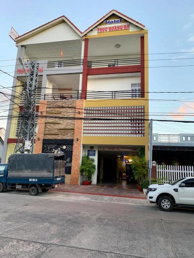 Truc Hoang Ha Hotel Kon Tum Eksteriør billede